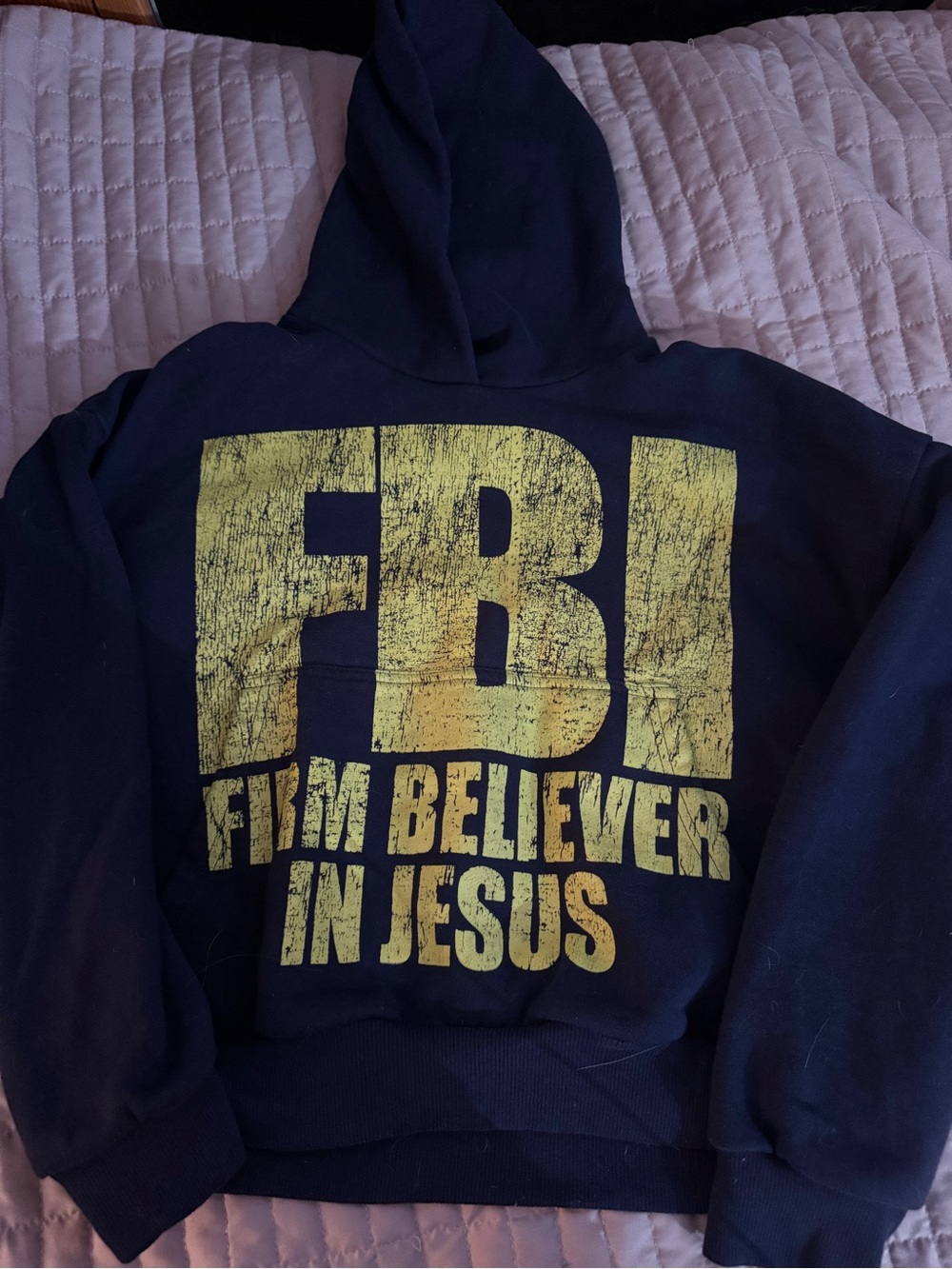 Heaven on Earth Medium Navy Unisex Yellow Firm Believer In Jesus Graphic Hoodie